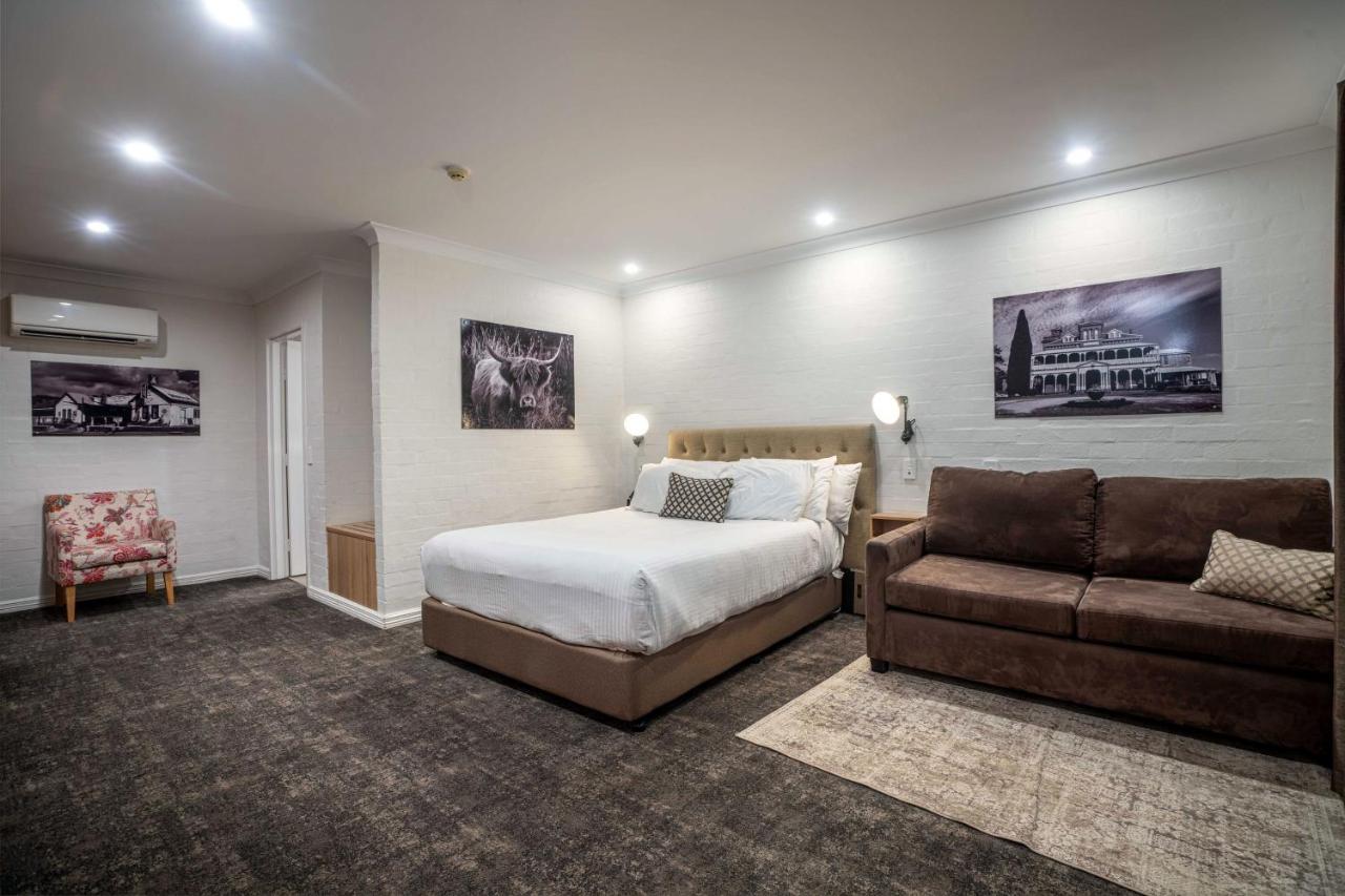 Town Square Motel ออเรนจ์ ภายนอก รูปภาพ