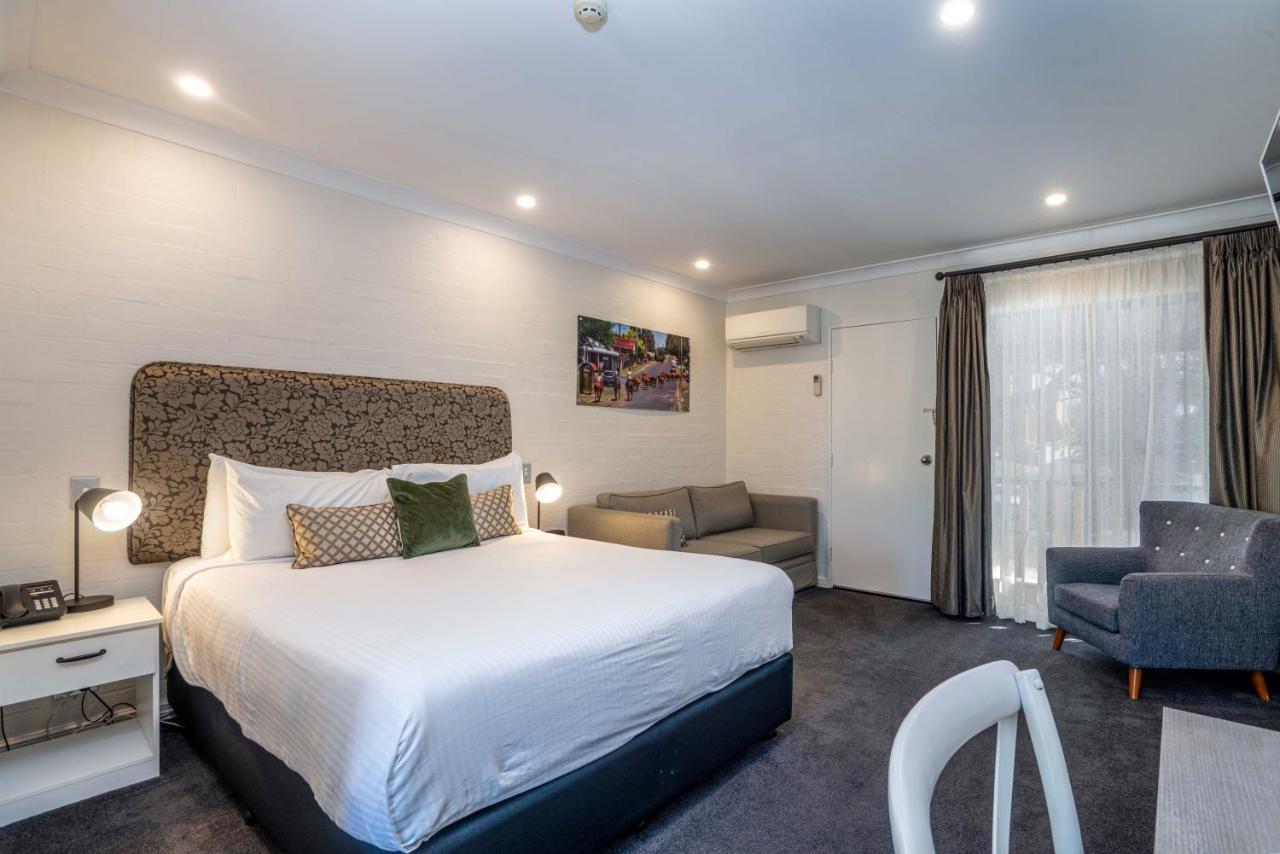 Town Square Motel ออเรนจ์ ภายนอก รูปภาพ