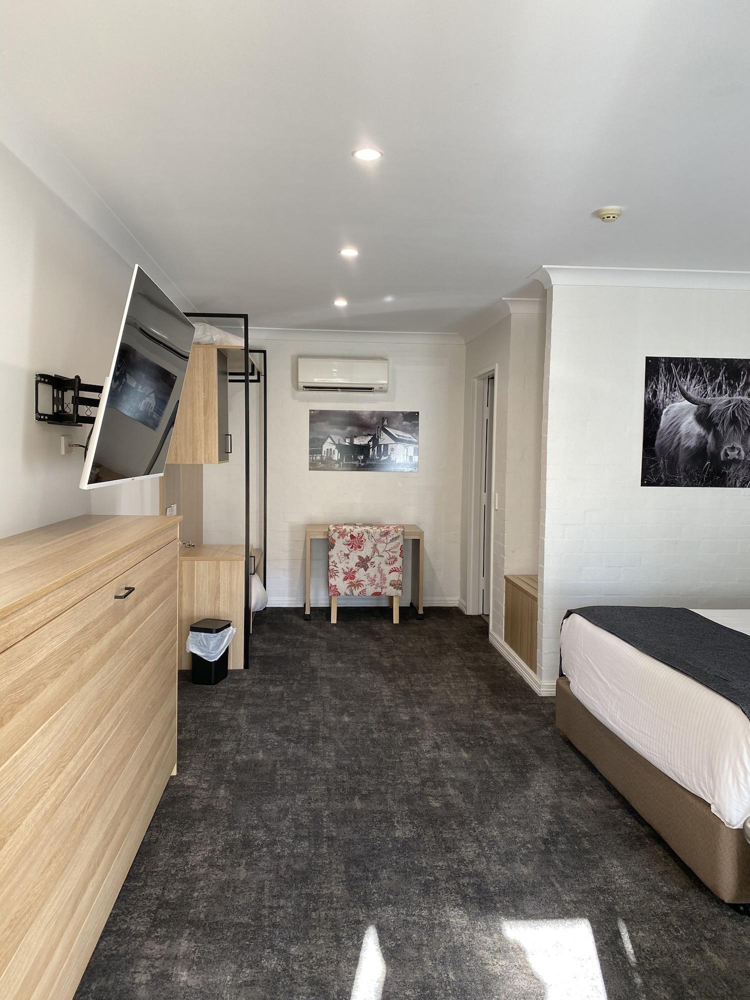 Town Square Motel ออเรนจ์ ภายนอก รูปภาพ